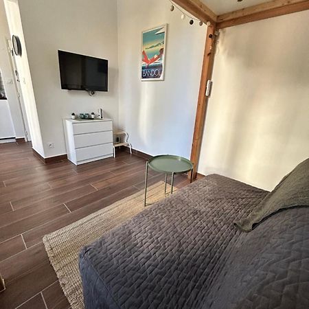 Agreable Studio Renove Avec Place De Parking Бандоль Экстерьер фото
